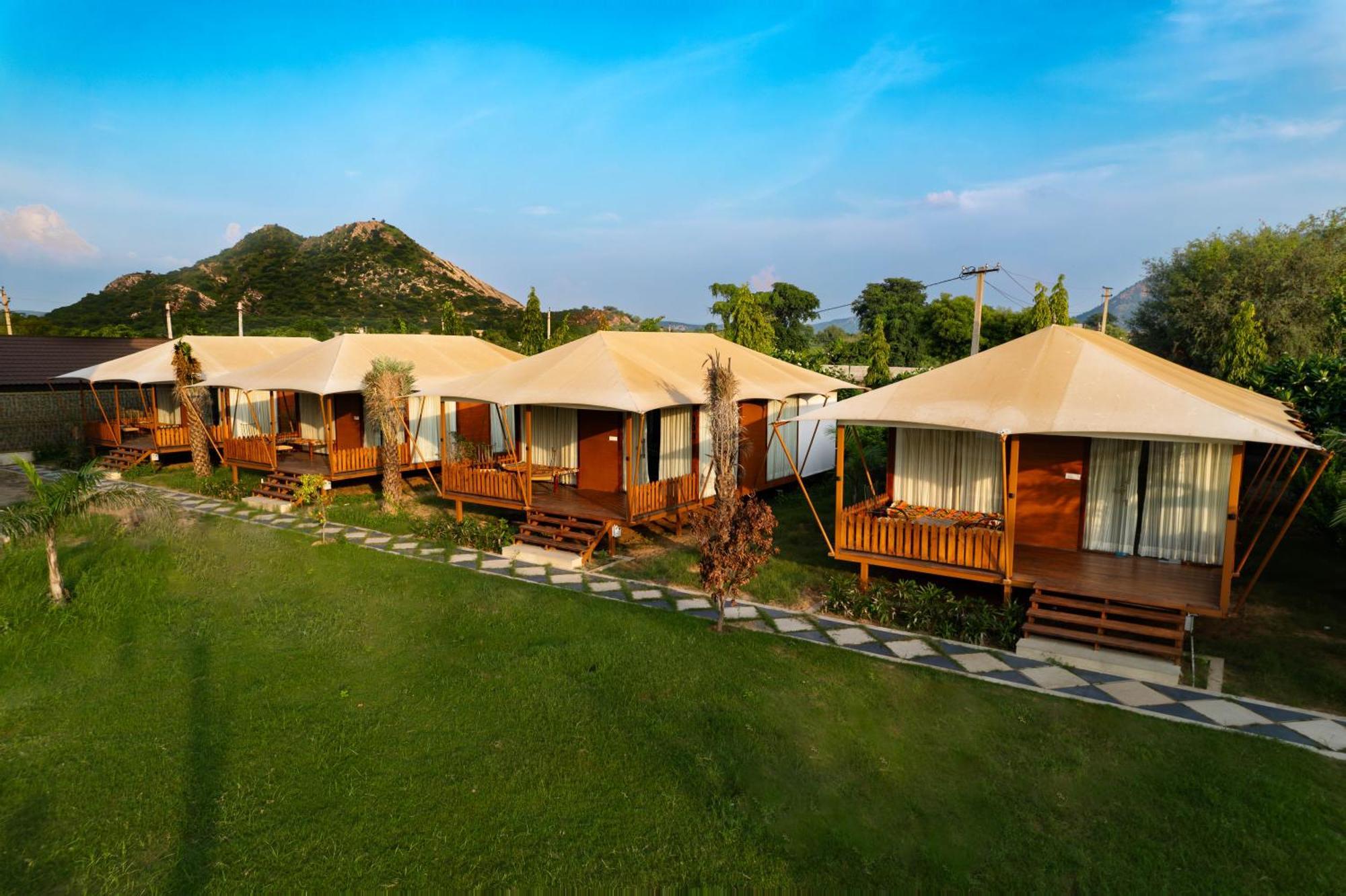 La Nature Hotels & Resorts Sikar 外观 照片